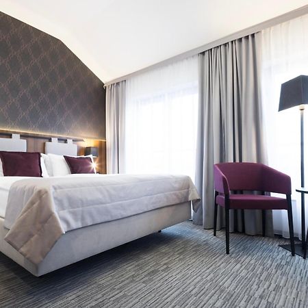 Best Western Hotel Mariacki Katowice Kültér fotó